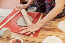 Cargar imagen en el visor de la galería, Haz tu…(taller de modelado 2horas)