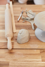 Cargar imagen en el visor de la galería, Haz tu…(taller de modelado 2horas)